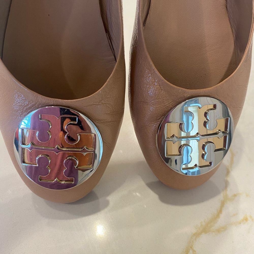 elegant and comfortable worn twice.